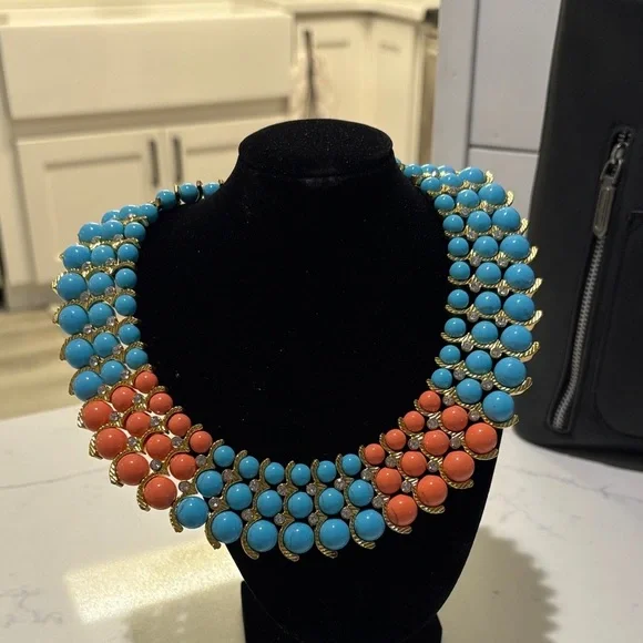 Elegant Blue and Orange Beaded Necklace Costume - Picture 4 of 4